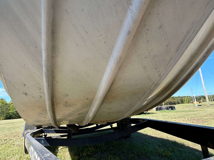 1998-lowe-170-aluminum-bass-boat-w/-trailer-image-21
