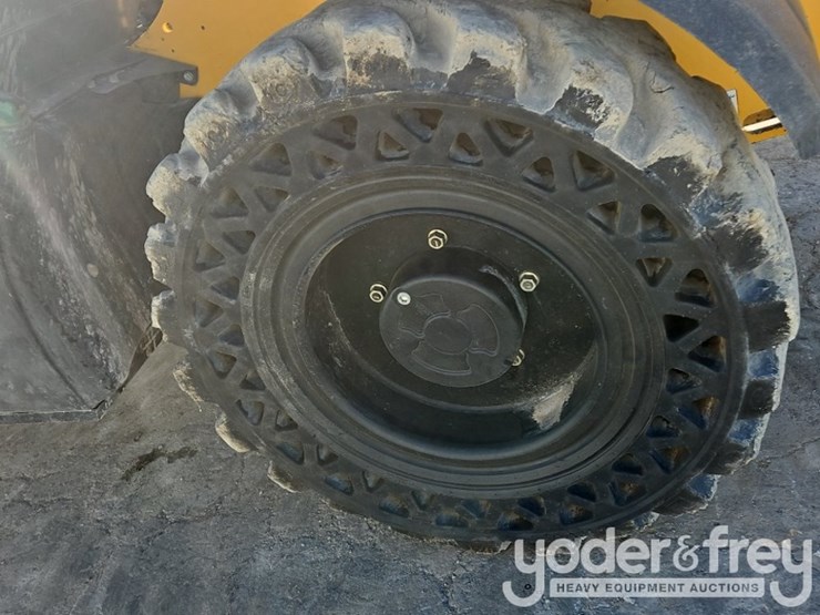 2019-jcb-510-56-image-11