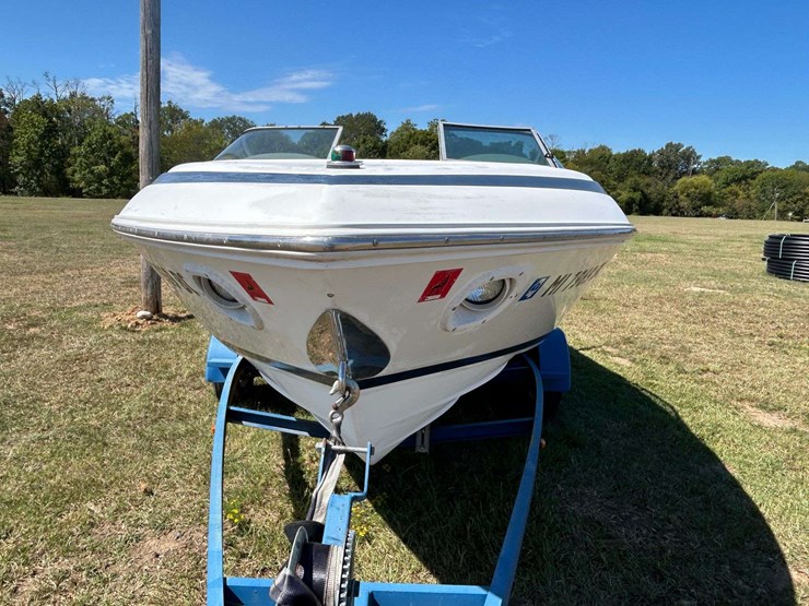 1998-cobalt-200-ski-boat-w/-trailer-(inop)-(no-motor)-image-8