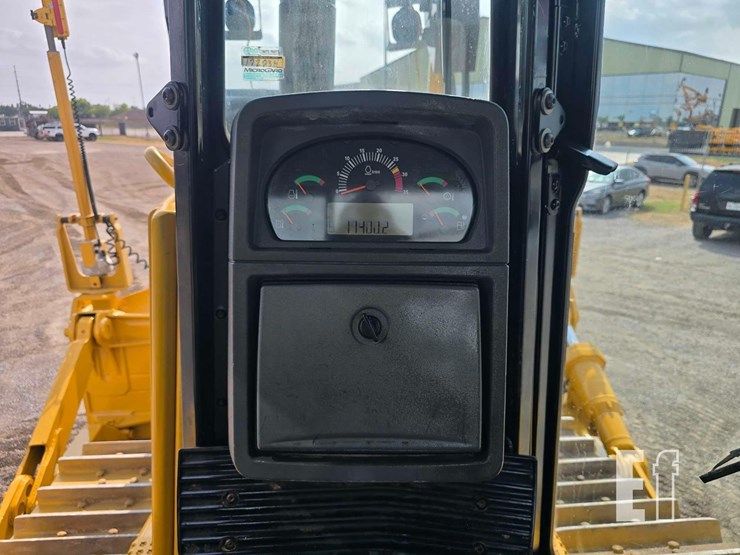2007-caterpillar-d8t-image-14