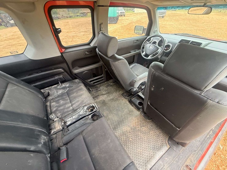 2005-honda-element-image-26