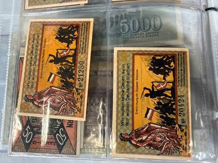 #40310-•-foreign-currency-bank-notes-image-42