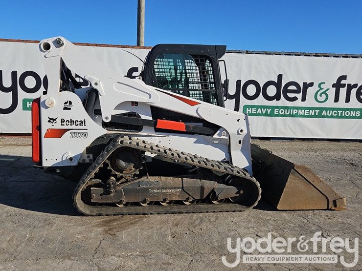 2022-bobcat-t870-image-7