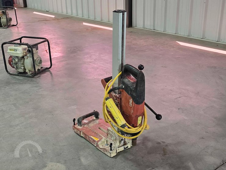 2019-caterpillar-150-image-4