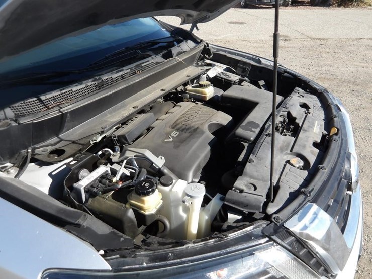 2019-nissan-pathfinder-sl-image-8