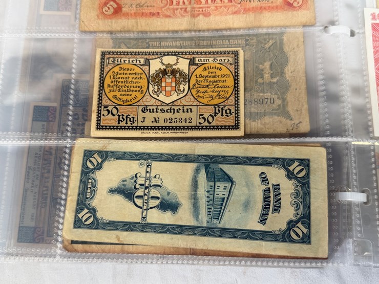 #40307-•-foreign-currency-bank-notes-image-60