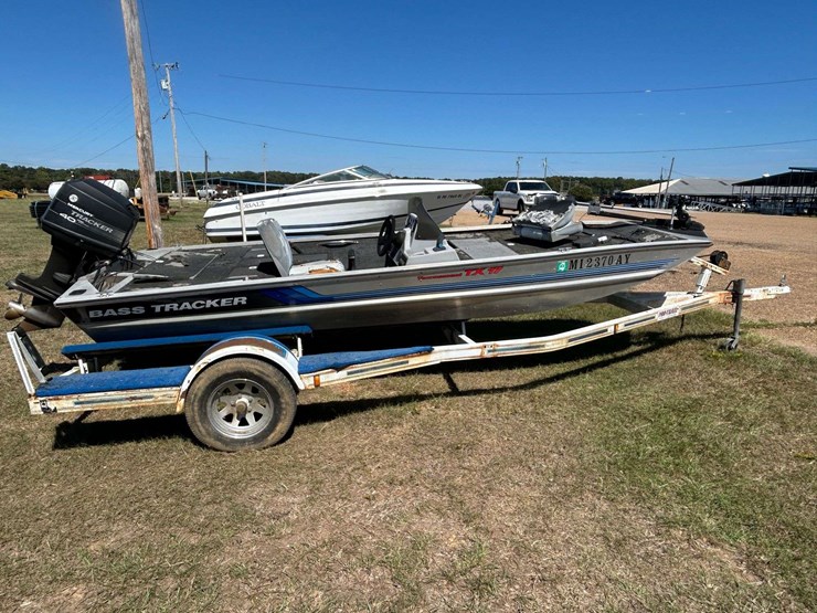 1994-bass-tracker-tx17-aluminum-bass-boat-w/-40-hp-mercury-&-trailer-image-5