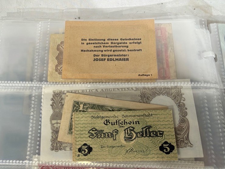#40308-•-foreign-currency-bank-notes-image-128