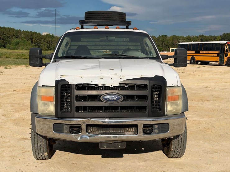 2008-ford-f550-image-5