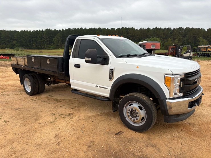 2017-ford-f450-sd-image-4