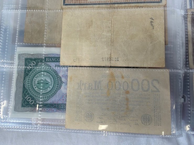 #40311-•-foreign-currency-bank-notes-image-119