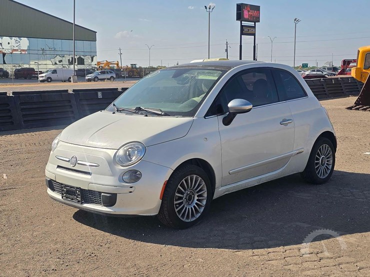 2012-fiat-500-image-1