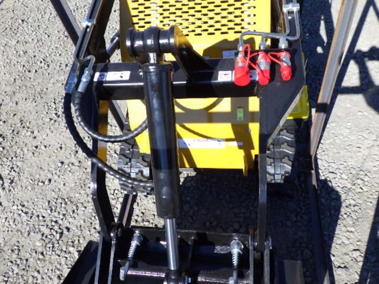 2026-agt-mx-crt23-skid-steer-tracked-loader-image-6