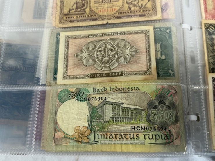 #40308-•-foreign-currency-bank-notes-image-71