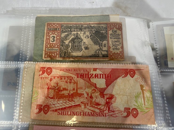 #40311-•-foreign-currency-bank-notes-image-154