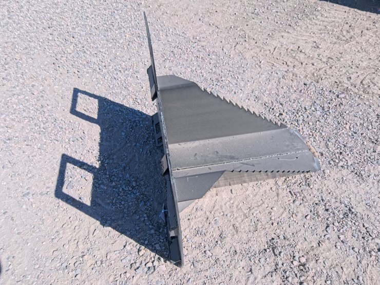 #3048-•-newskid-steer-quick-attach-40-inch-tree-spade-image-5