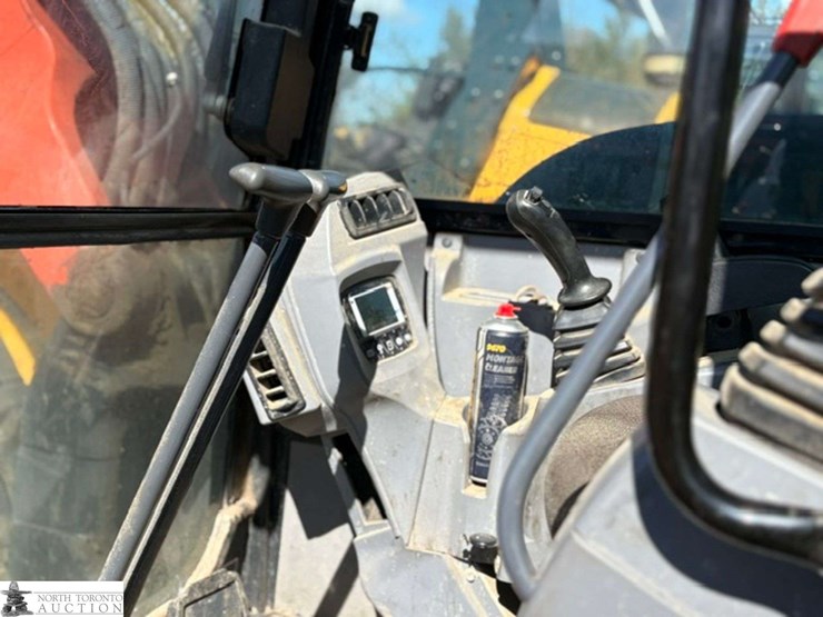 2020-kubota-kx080-4-image-14