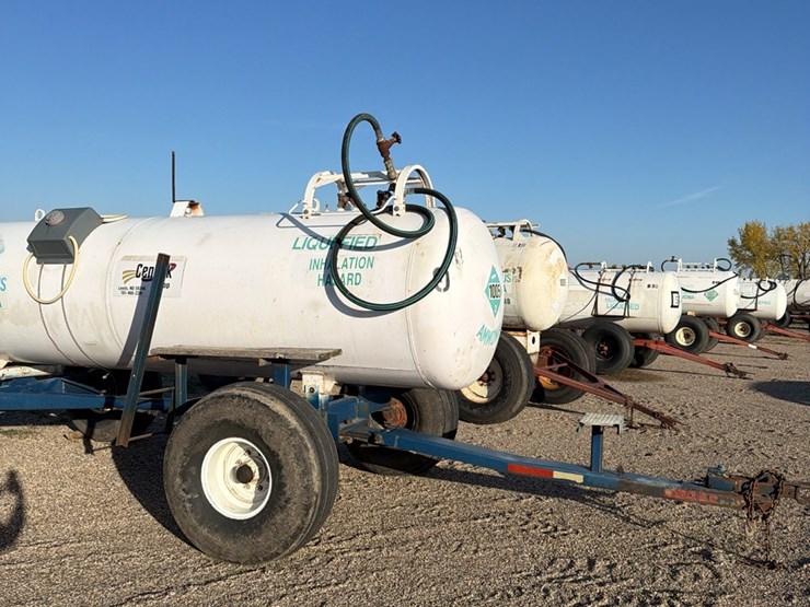 11-16-1450-gallon-nh3-tank,-16.5l---16.1-sl-tires-image-5
