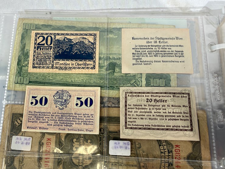 #40307-•-foreign-currency-bank-notes-image-31