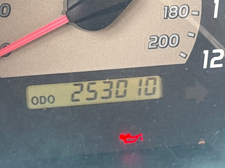 2005-toyota-tacoma-image-15