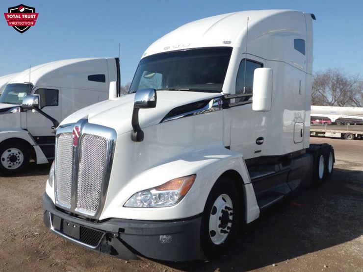 2023-kenworth-t680-image-1