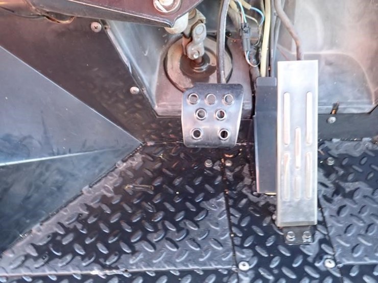 2010-kawasaki-mule-4010-image-18