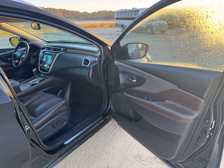 2015-nissan-murano-sl-image-16