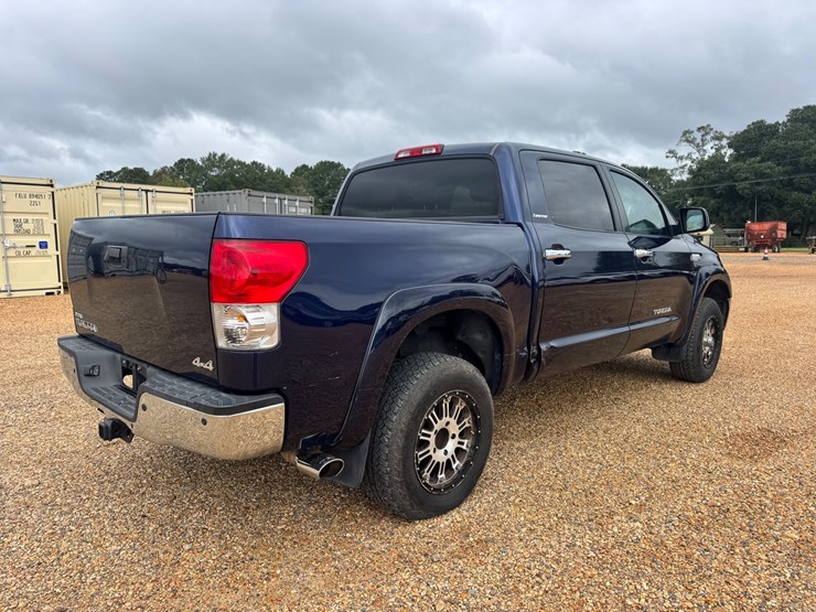 2008-toyota-tundra-image-6