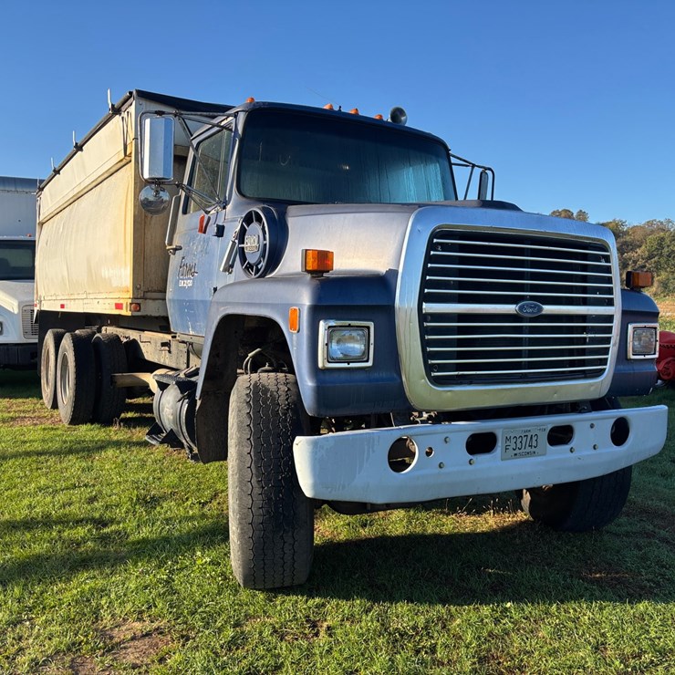 1982 FORD L9000