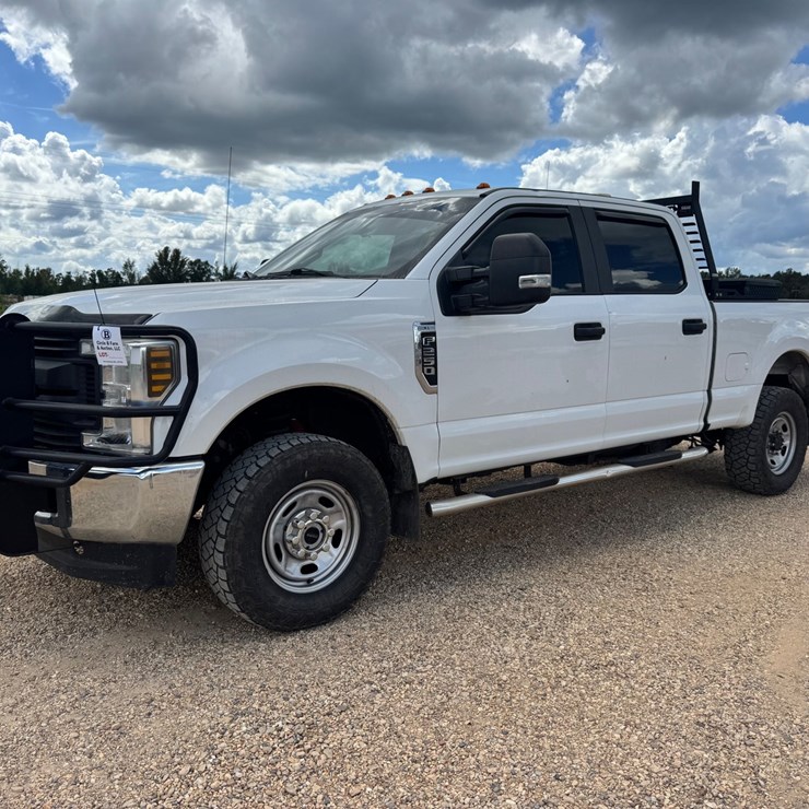 2019 FORD F250 XL