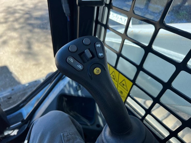 bobcat-s650-image-21