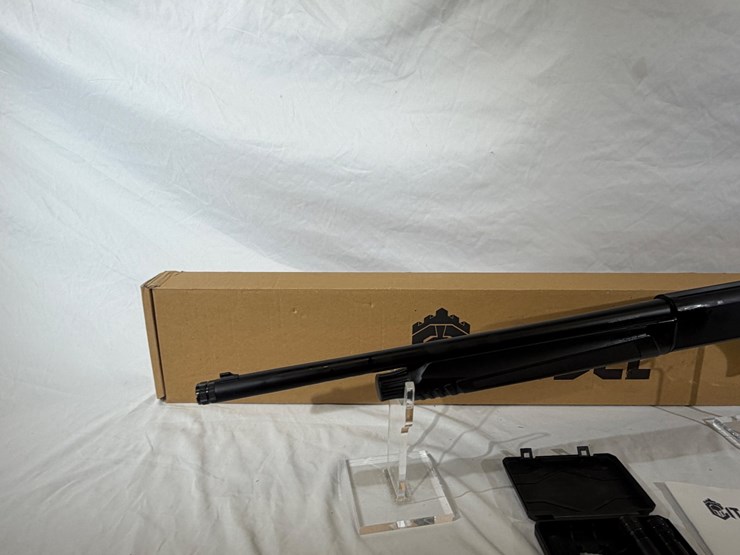 #27-•-citadel-semi-automatic-shotgun-image-3