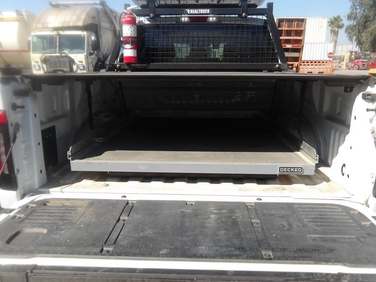 2023-ford-f150-image-11