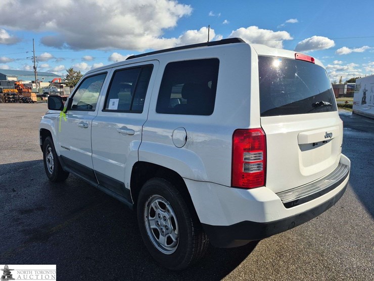 2011-jeep-patriot-image-7