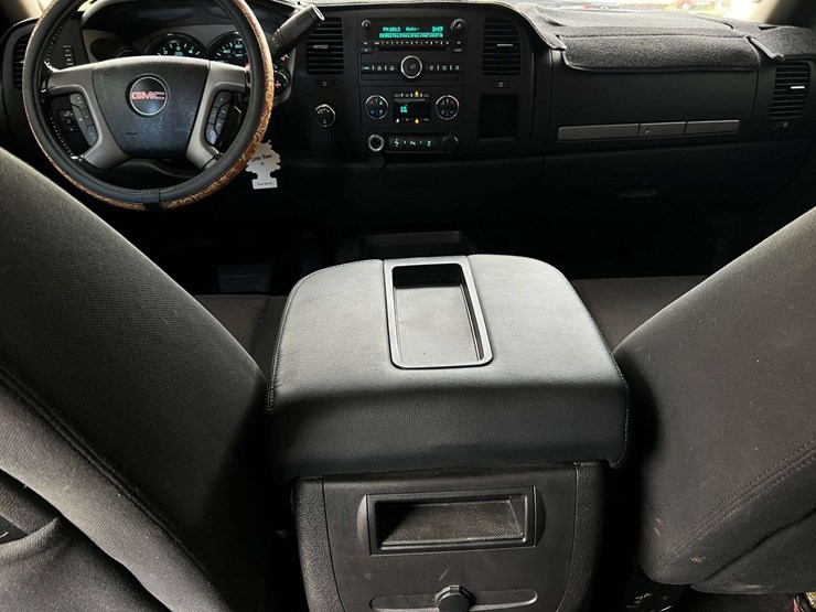 2012-gmc-sierra-1500-sle-image-27