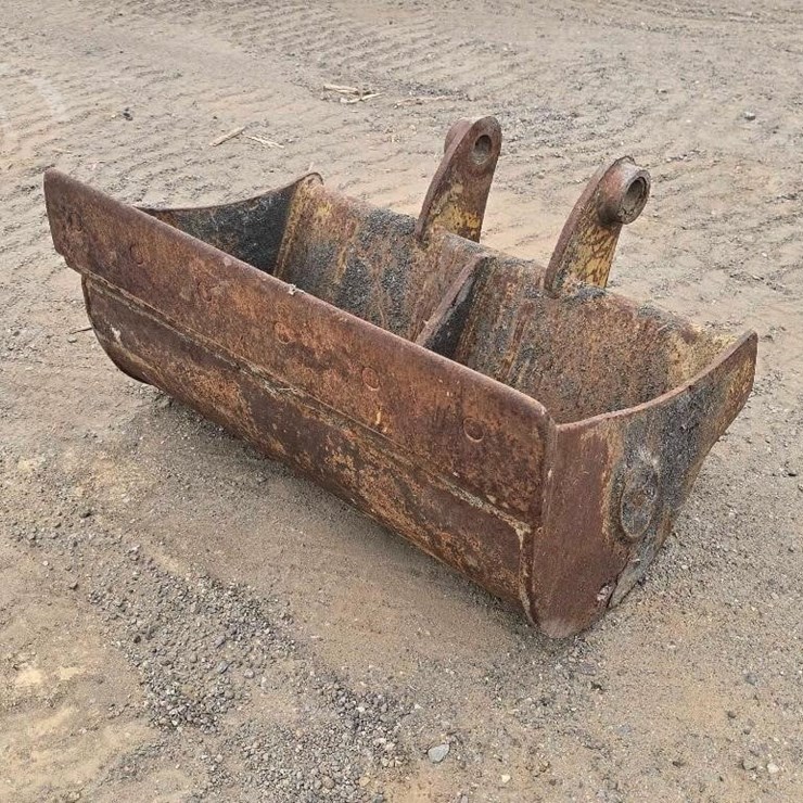 48 INCH BUCKET