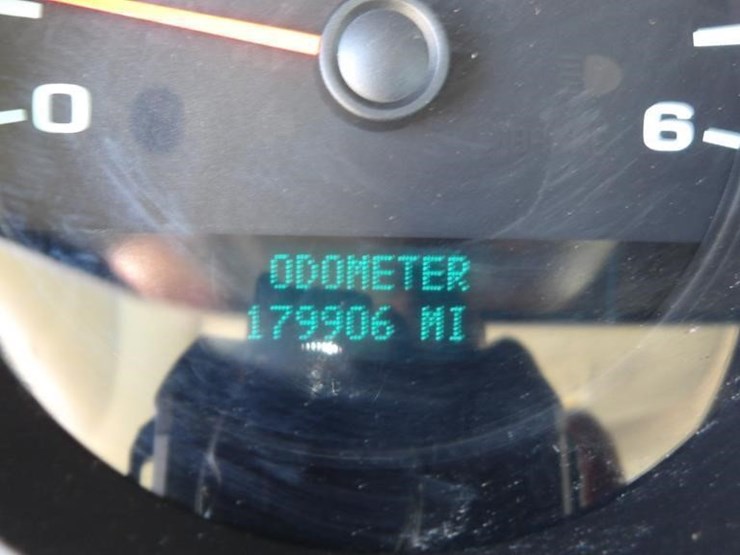2009-chevrolet-silverado-pickup-truck-image-13