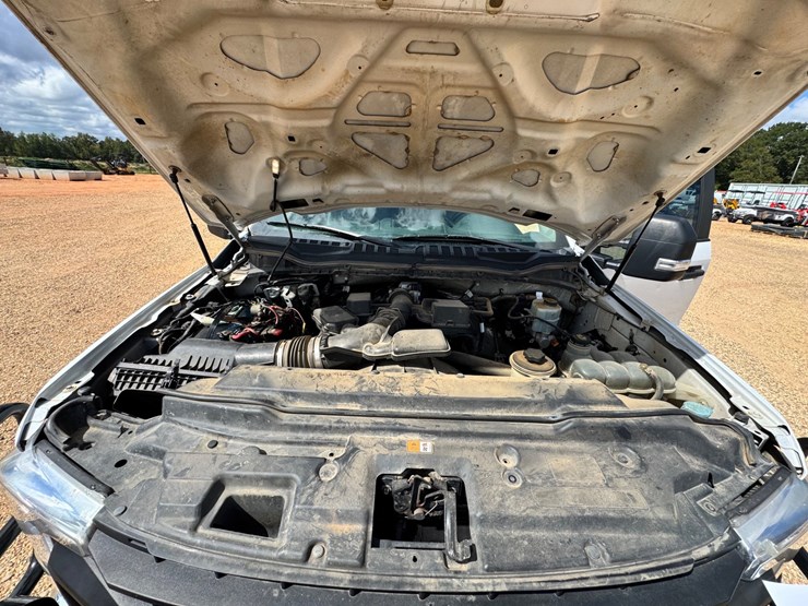 2020-ford-f250-xl-image-18