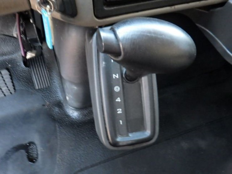 2016-international-durastar-4300-image-15