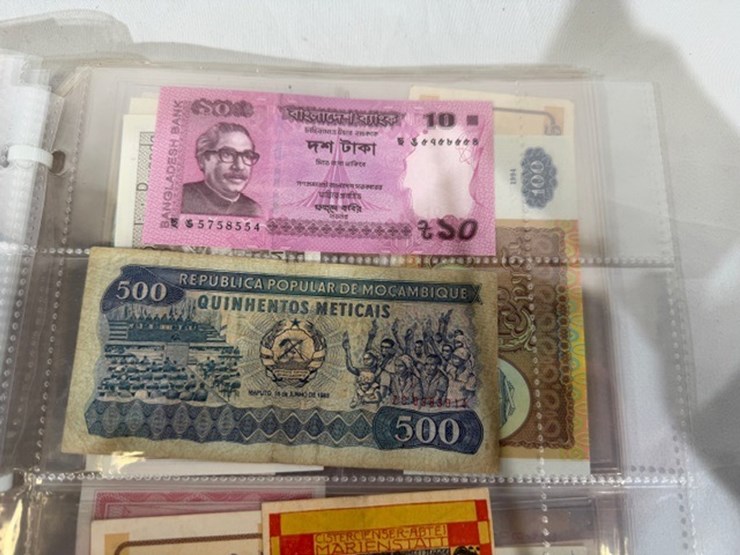 #40309-•-foreign-currency-bank-notes-image-156