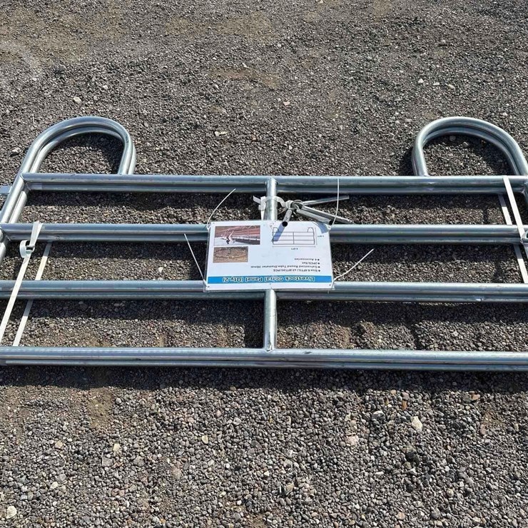 QTY. (2) PCS. LIVESTOCK CORRAL PANELS 6FT X 4FT