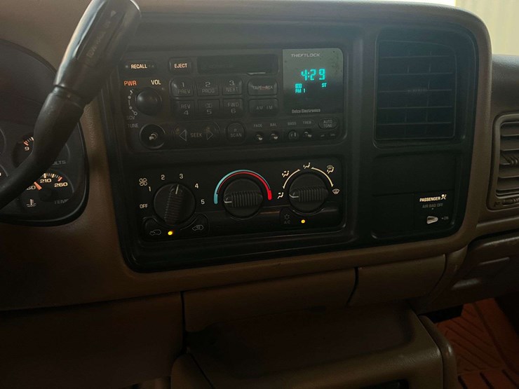 1999-chevrolet-silverado-1500-ls-image-14