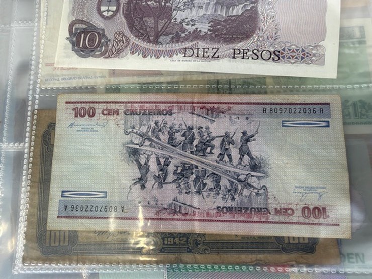 #40309-•-foreign-currency-bank-notes-image-87