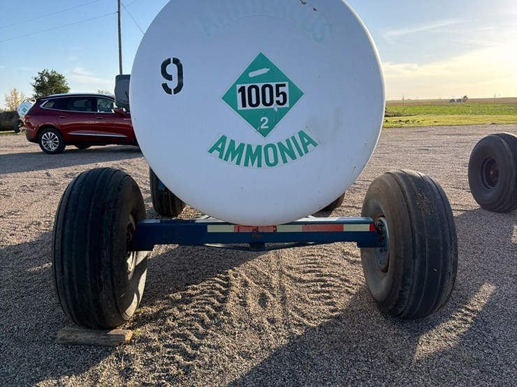 11-16-1450-gallon-nh3-tank,-16.5l---16.1-sl-tires-image-9