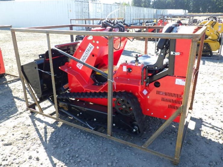 2026-agt-sda-140t-skid-steer-tracked-loader-image-2