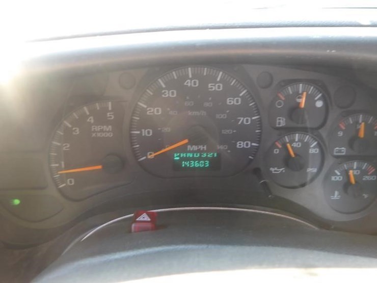 2006-chevrolet-c4500-utility-truck-image-25