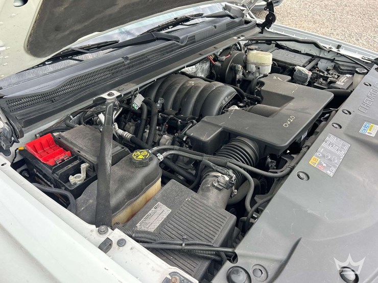 2016-chevrolet-tahoe-image-9