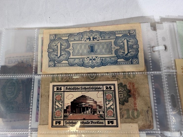 #40309-•-foreign-currency-bank-notes-image-71