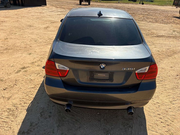 2007-bmw-335i-4-door-sedan-image-6