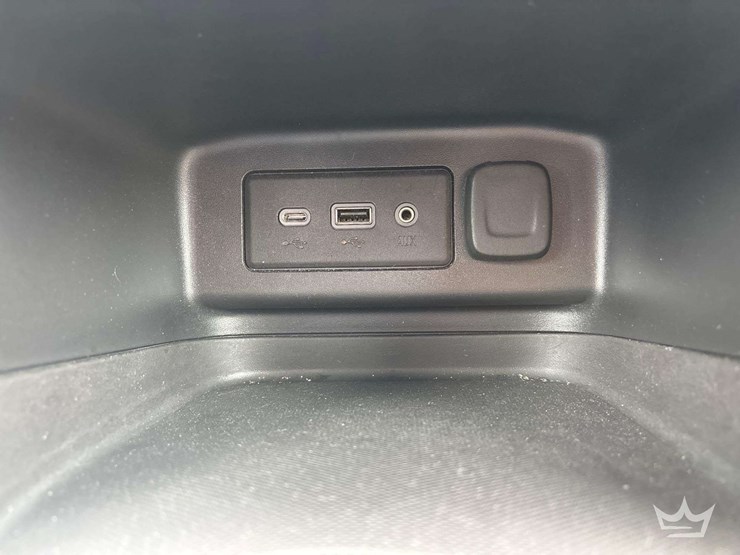 2019-chevrolet-equinox-image-18
